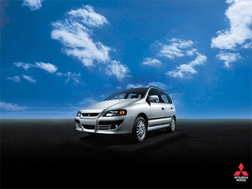 Mitsubishi Chariot �������